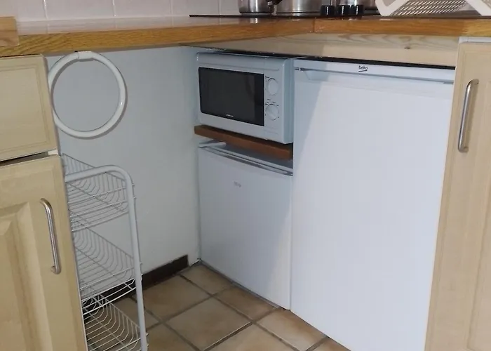 Le Dahut -close To Lifts, Price Includes Linen And Towels