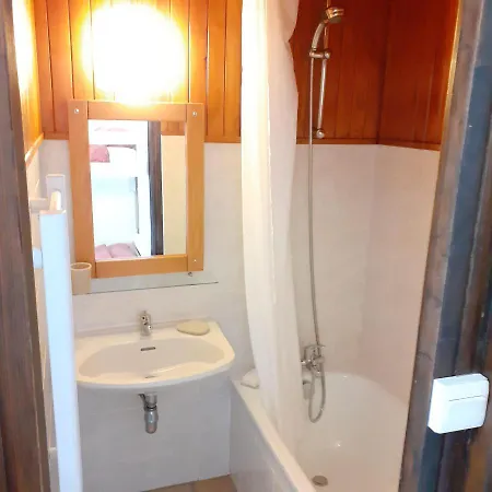 Studio Le Dahut -close To Lifts, Price Includes Linen And Towels *