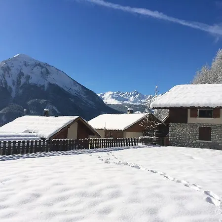Studio Le Dahut -close To Lifts, Price Includes Linen And Towels